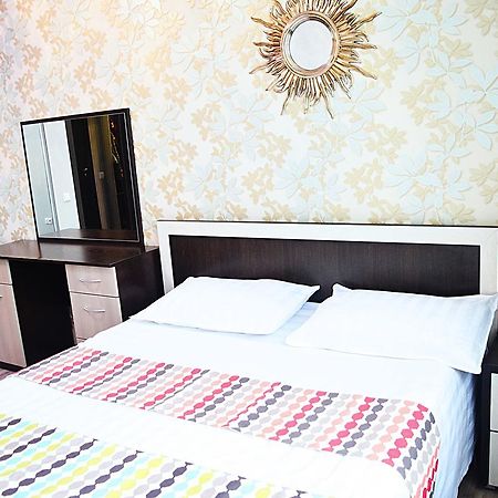 Luxury Palace Apartment บิชเคก ภายนอก รูปภาพ