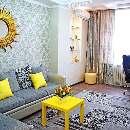Luxury Palace Apartment บิชเคก ภายนอก รูปภาพ